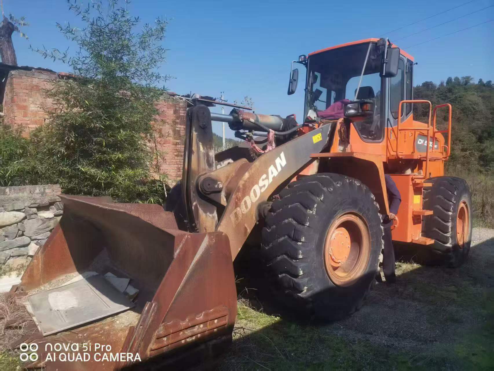 Buy Doosan DL503 Used Excavator / 2