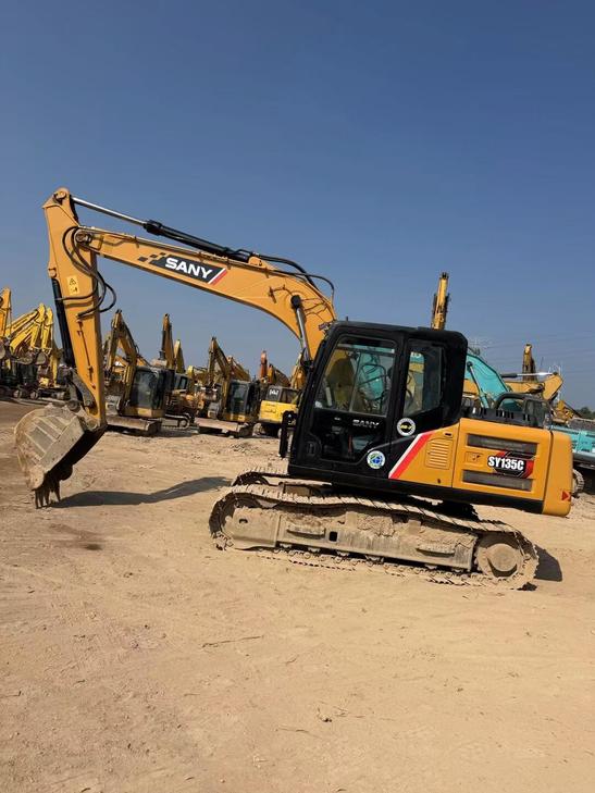 Buy Sany SY135 Used Excavator / 1