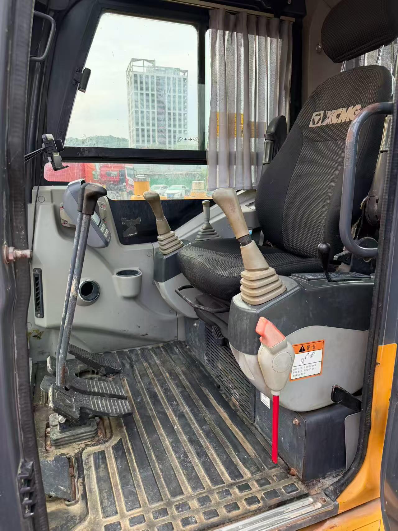 Buy XCMG XE60 Used Excavator / 9