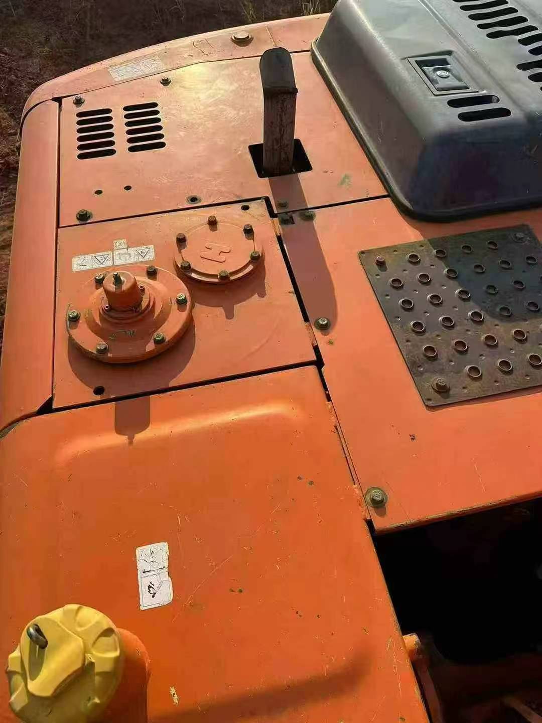 Buy Hitachi EX120-6 Used Excavator / 7