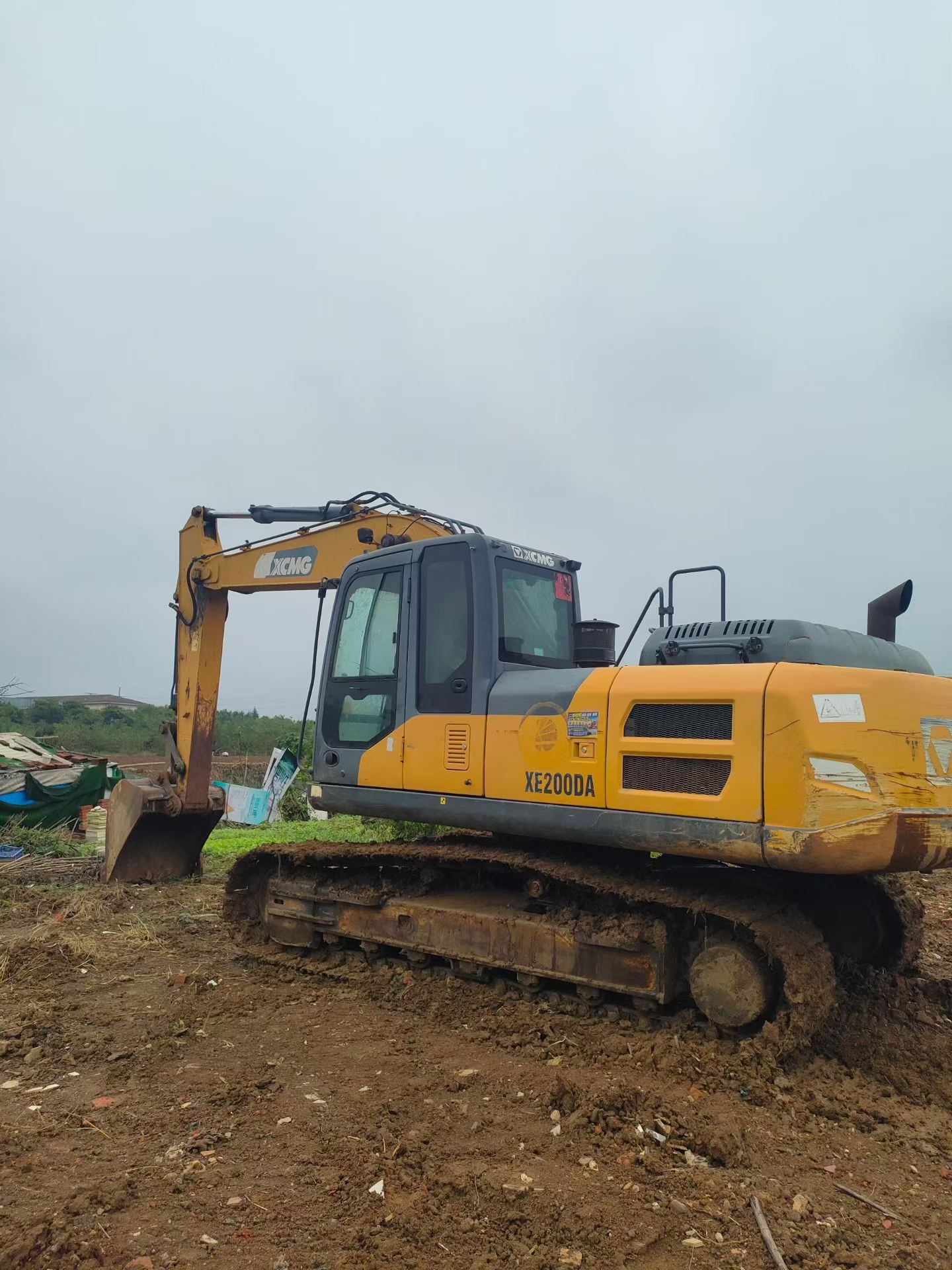 Buy XCMG XE200 Used Excavator / 9