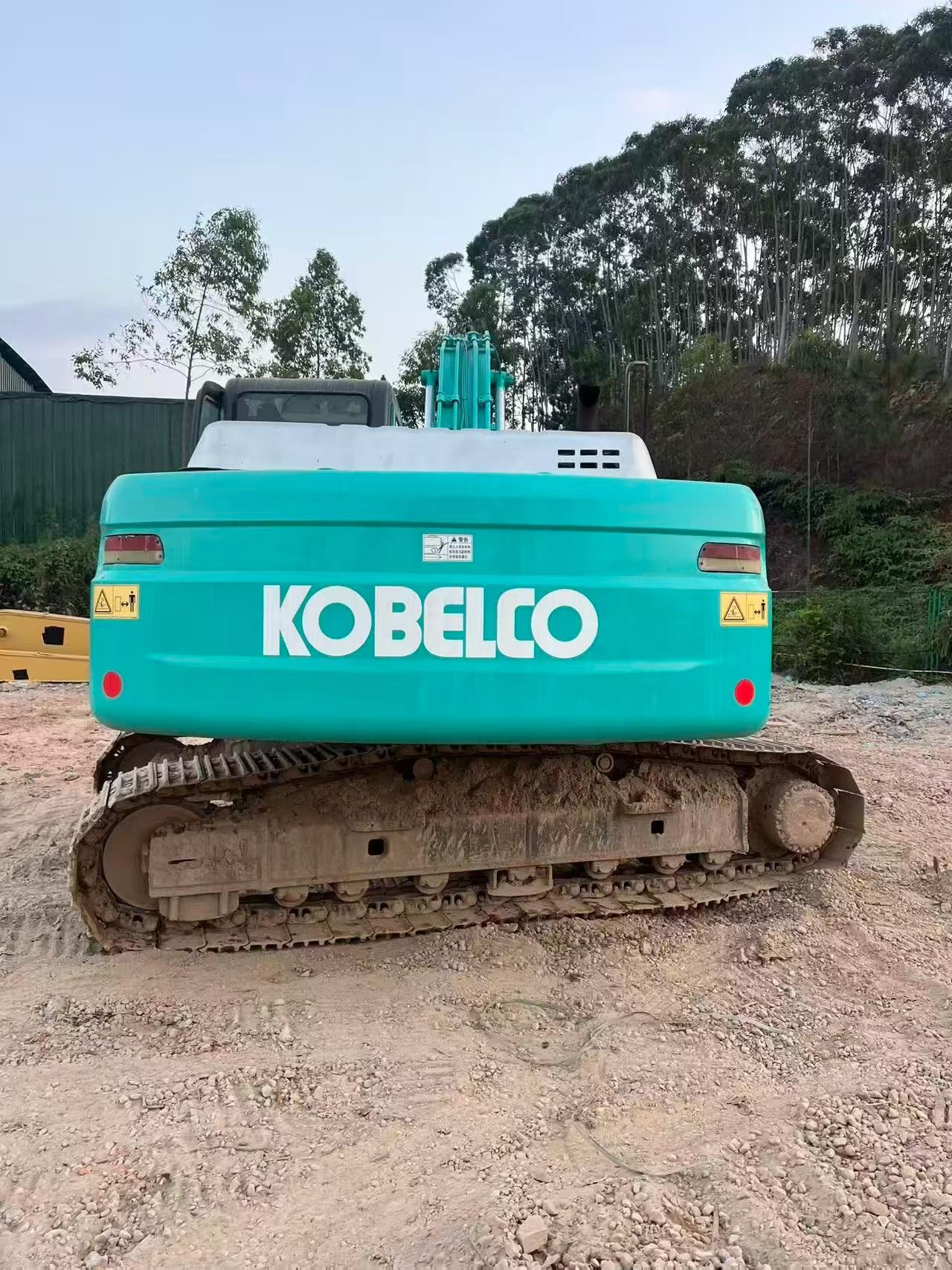 Buy Kobelco SK200-8 Used Excavator / 8