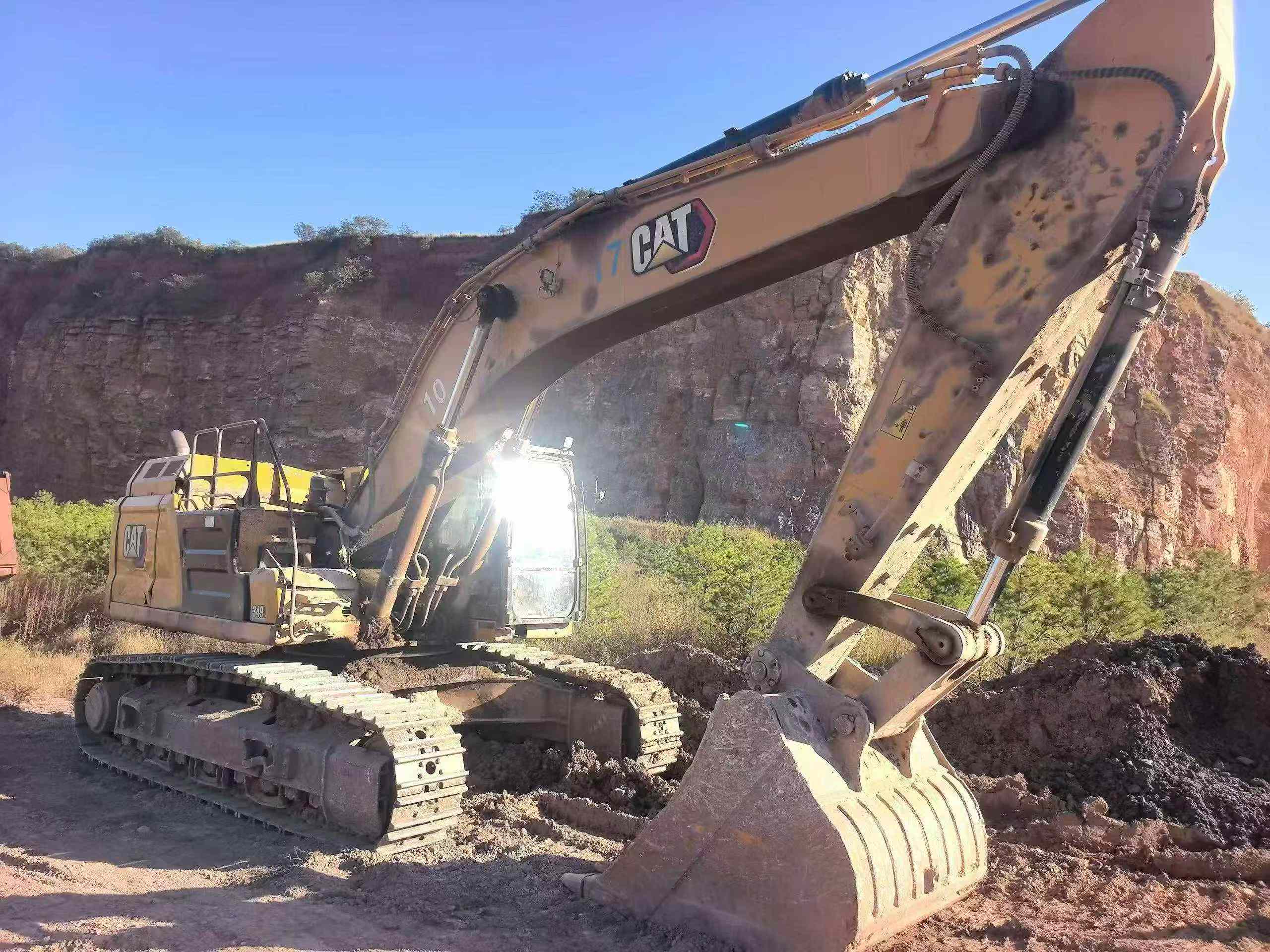Buy Caterpillar 349E Used Excavator / 3