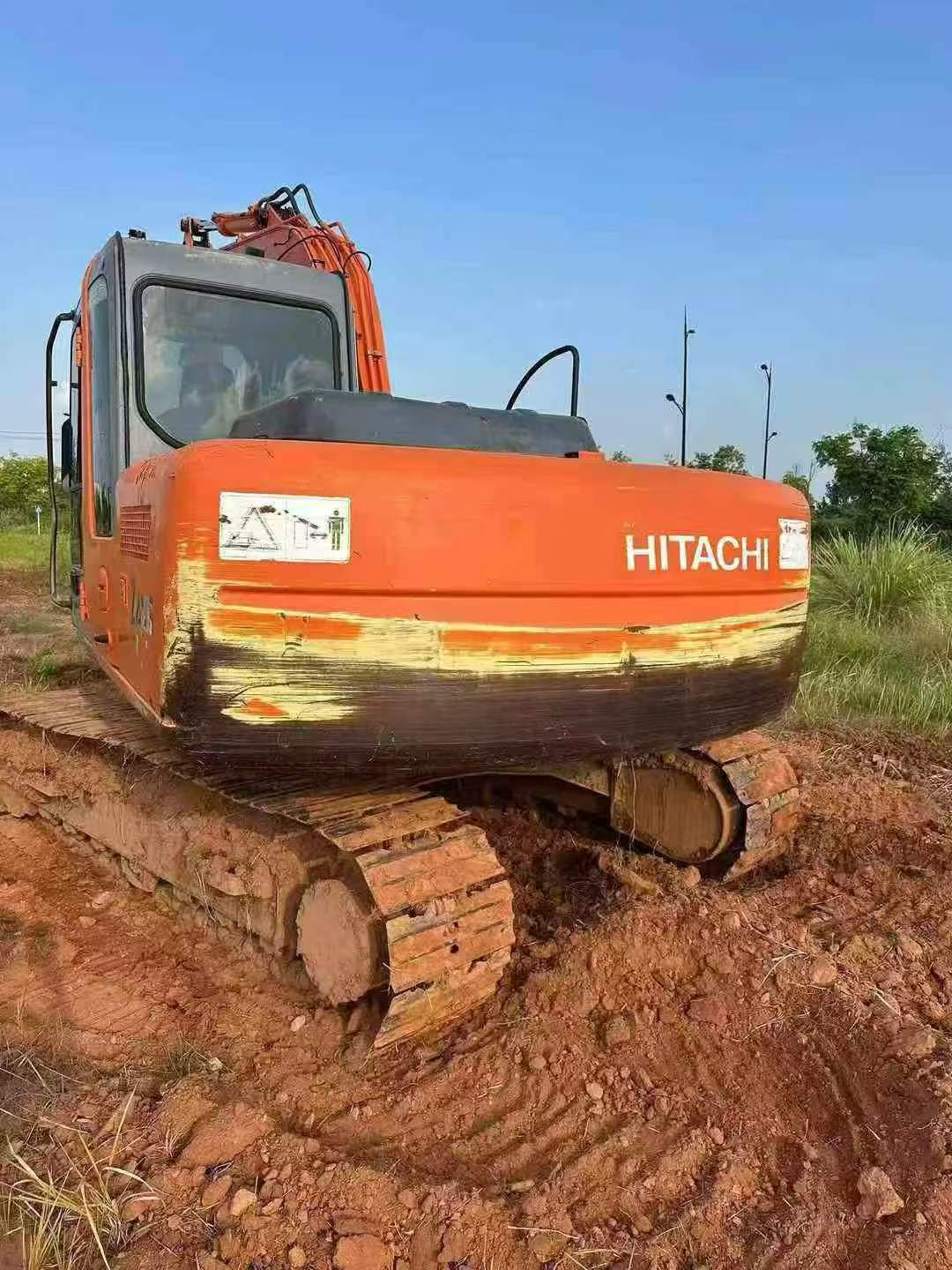 Buy Hitachi EX120-6 Used Excavator / 2