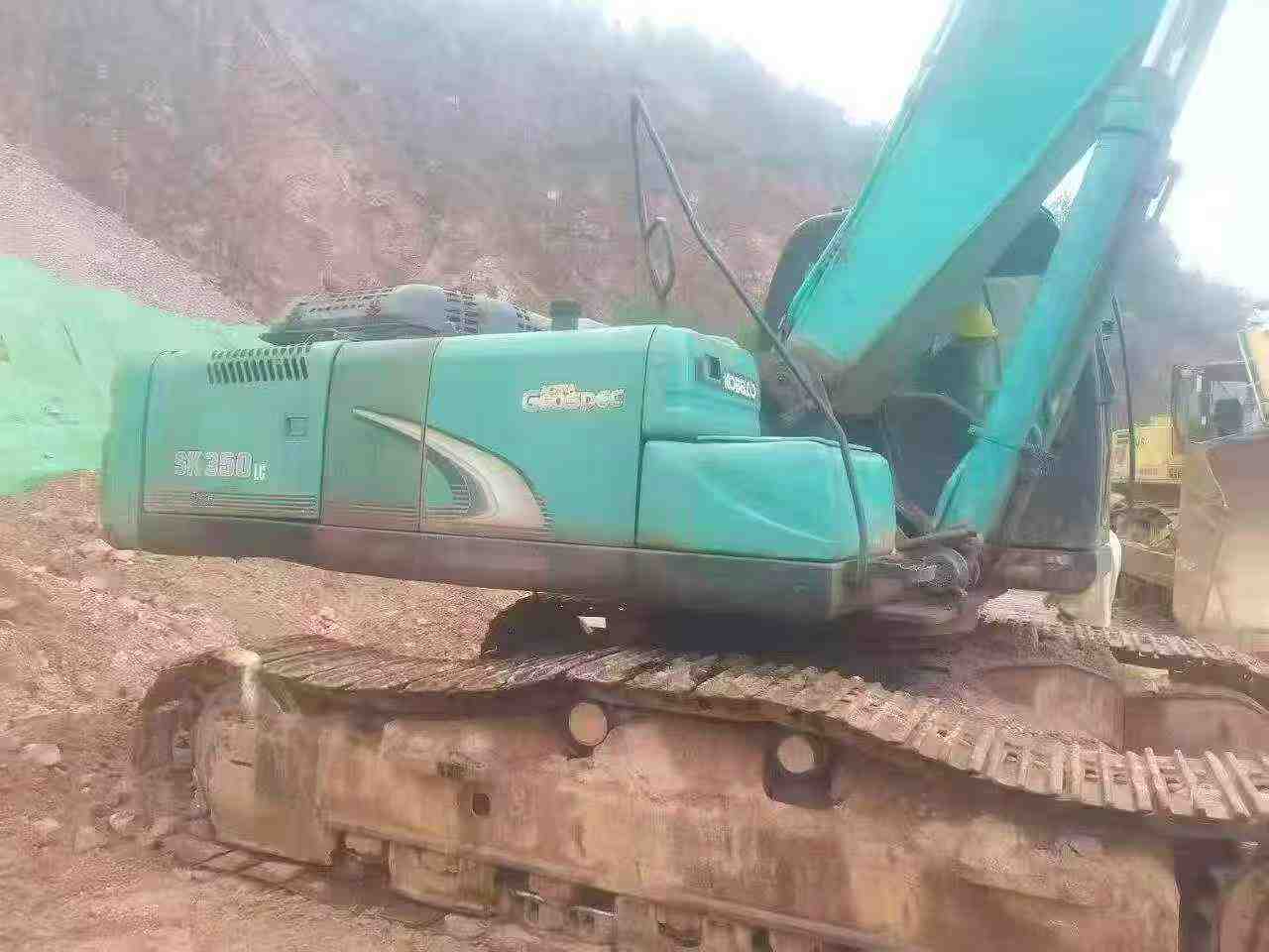 Купить Подержанный Экскаватор Kobelco SK330 / 3