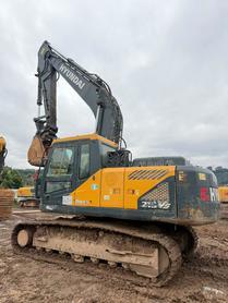 Buy Hyundai R215VS Used Excavator / 3 Buy Hyundai R215VS Used Excavator / 3