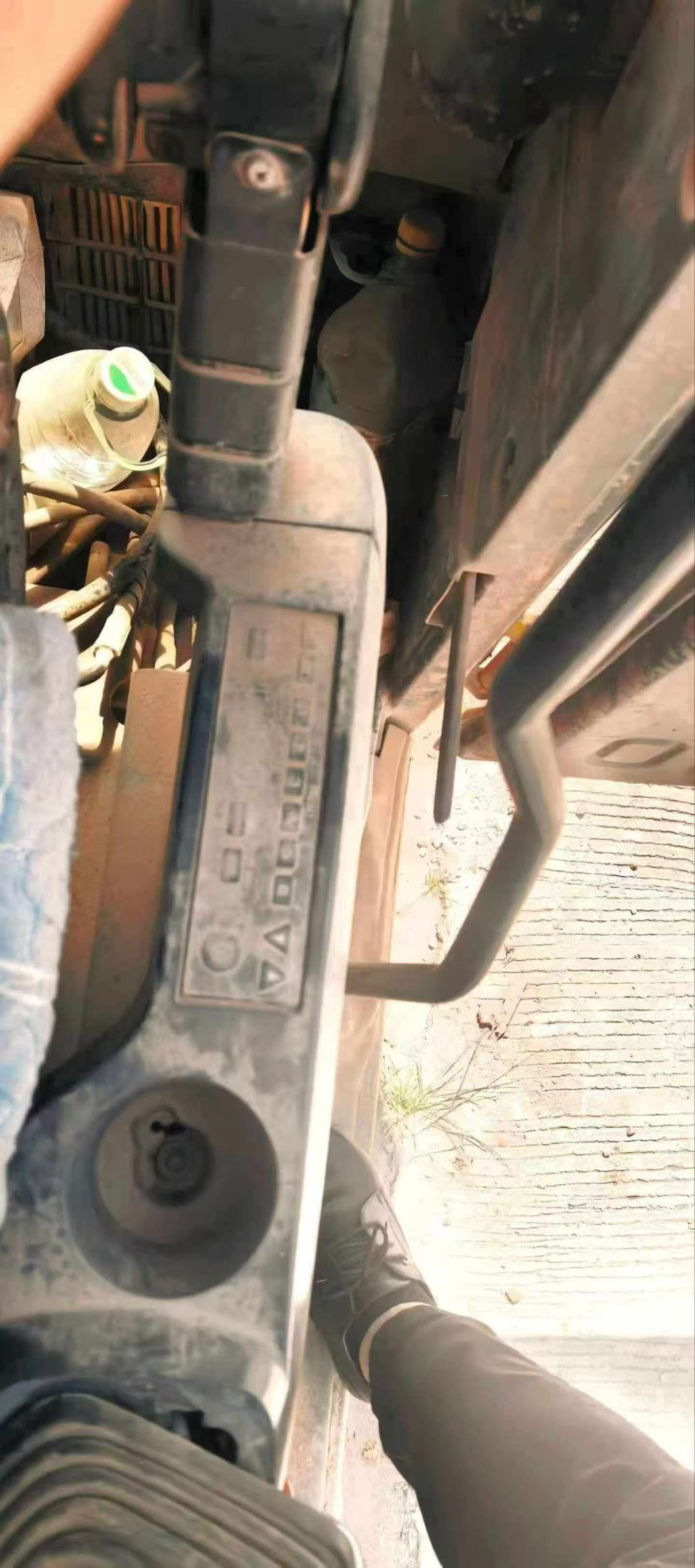 Buy Komatsu PC130 Used Excavator / 6