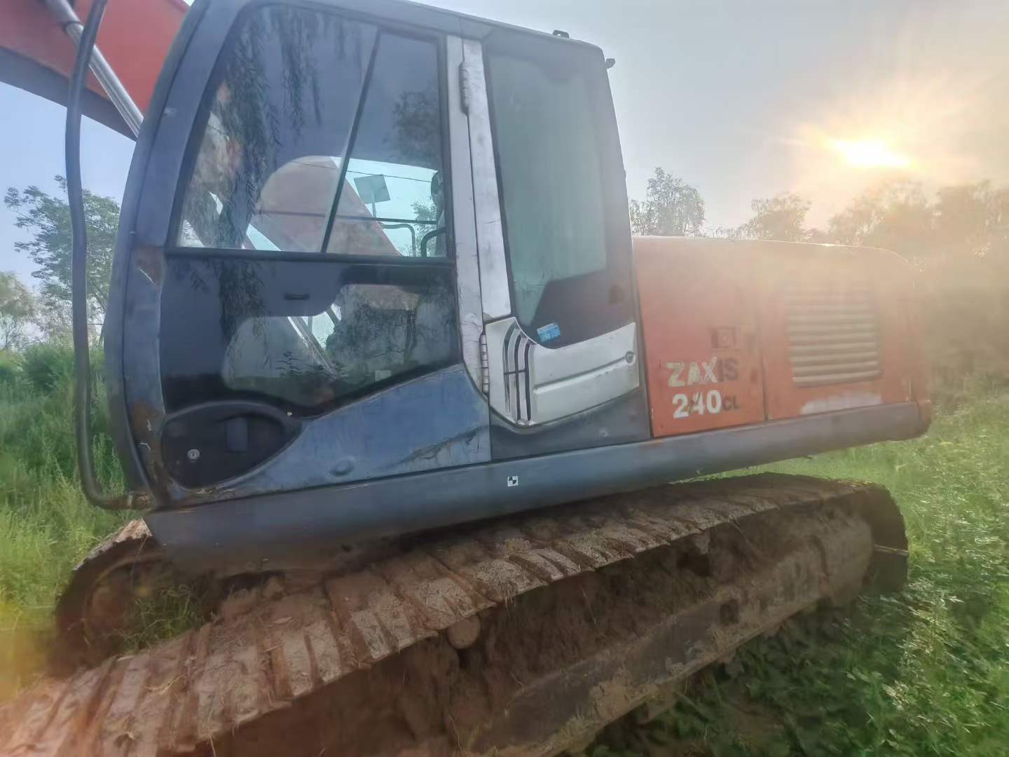 Buy Hitachi EX200-3 Used Excavator / 2
