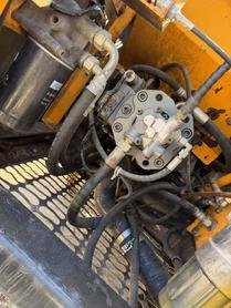 Buy Sany SY135 Used Excavator / 7 Buy Sany SY135 Used Excavator / 7