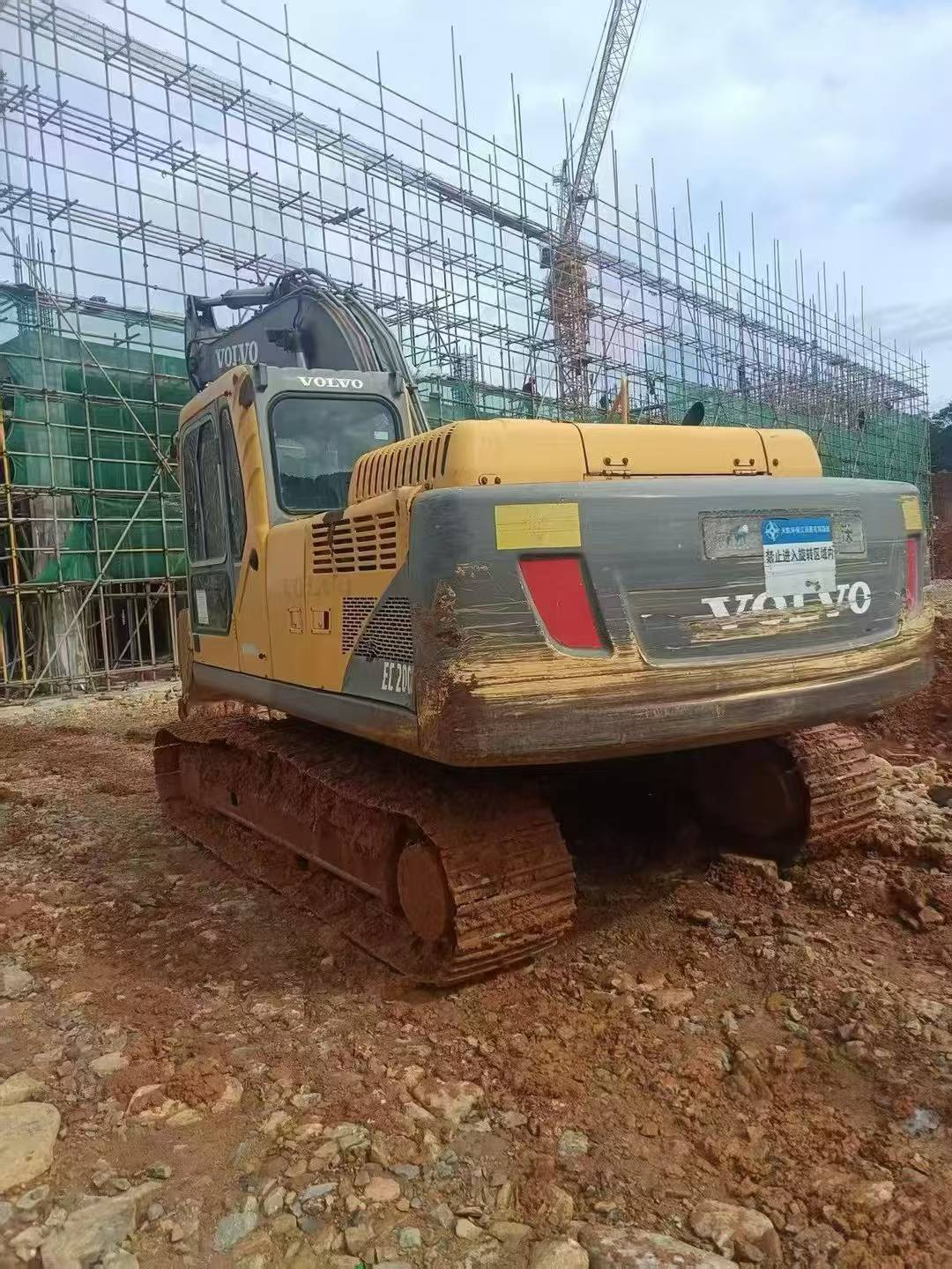 Buy Volvo EC200 Used Excavator / 2