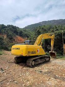 Buy Sumitomo SH200A5 Used Excavator / 3 Buy Sumitomo SH200A5 Used Excavator / 3