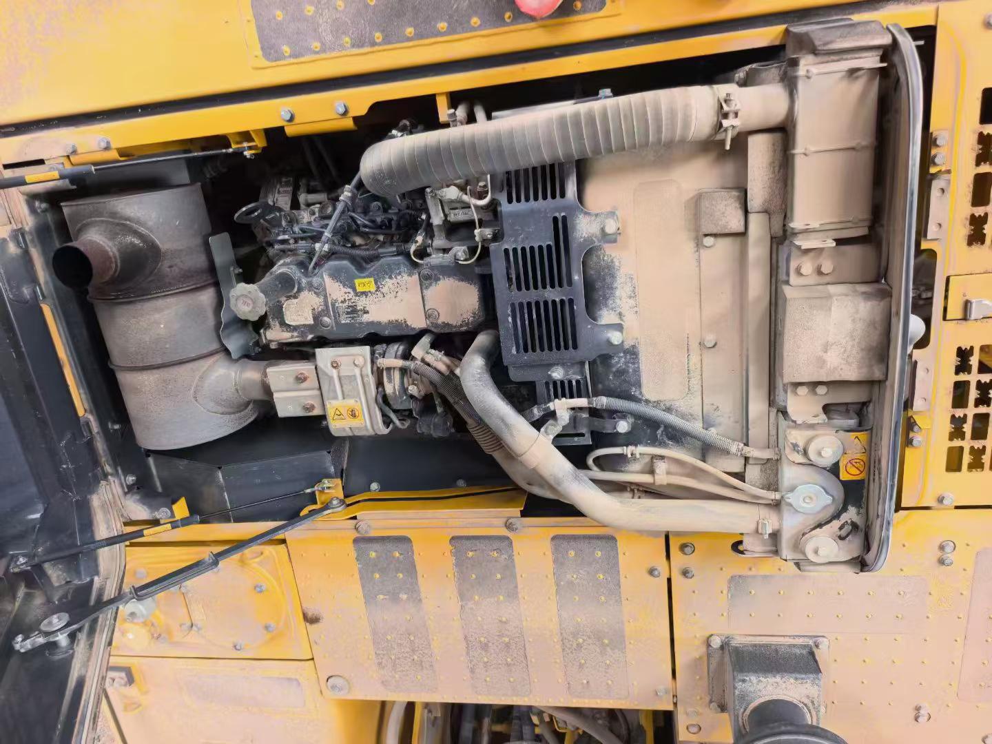 Buy Komatsu PC200 Used Excavator / 4