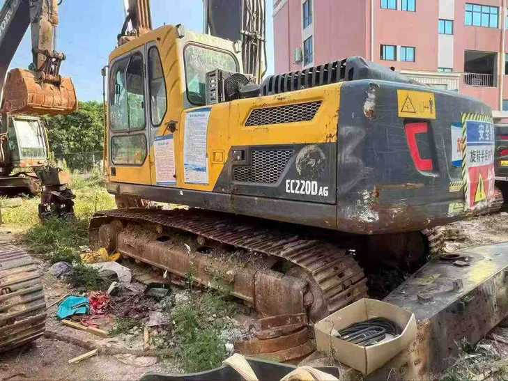 Buy Volvo EC200 Used Excavator / 1