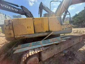 Buy XCMG XE265C Used Excavator / 2 Buy XCMG XE265C Used Excavator / 2