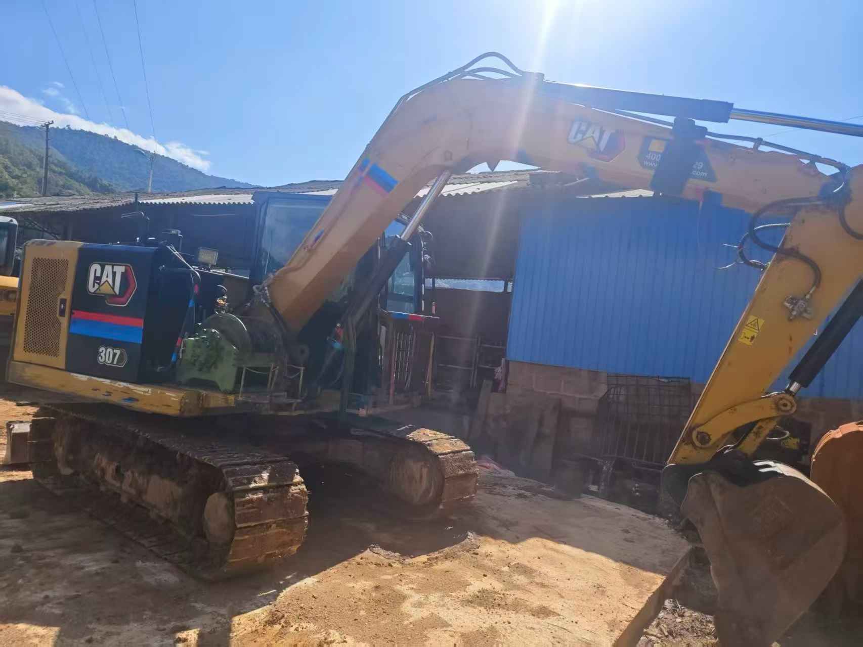 Buy Caterpillar 307B Used Excavator / 4