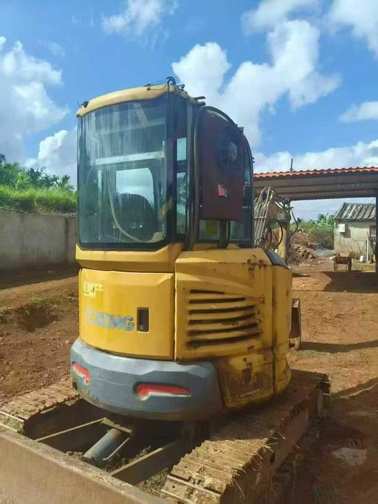 Buy XCMG XE35U Used Excavator / 1