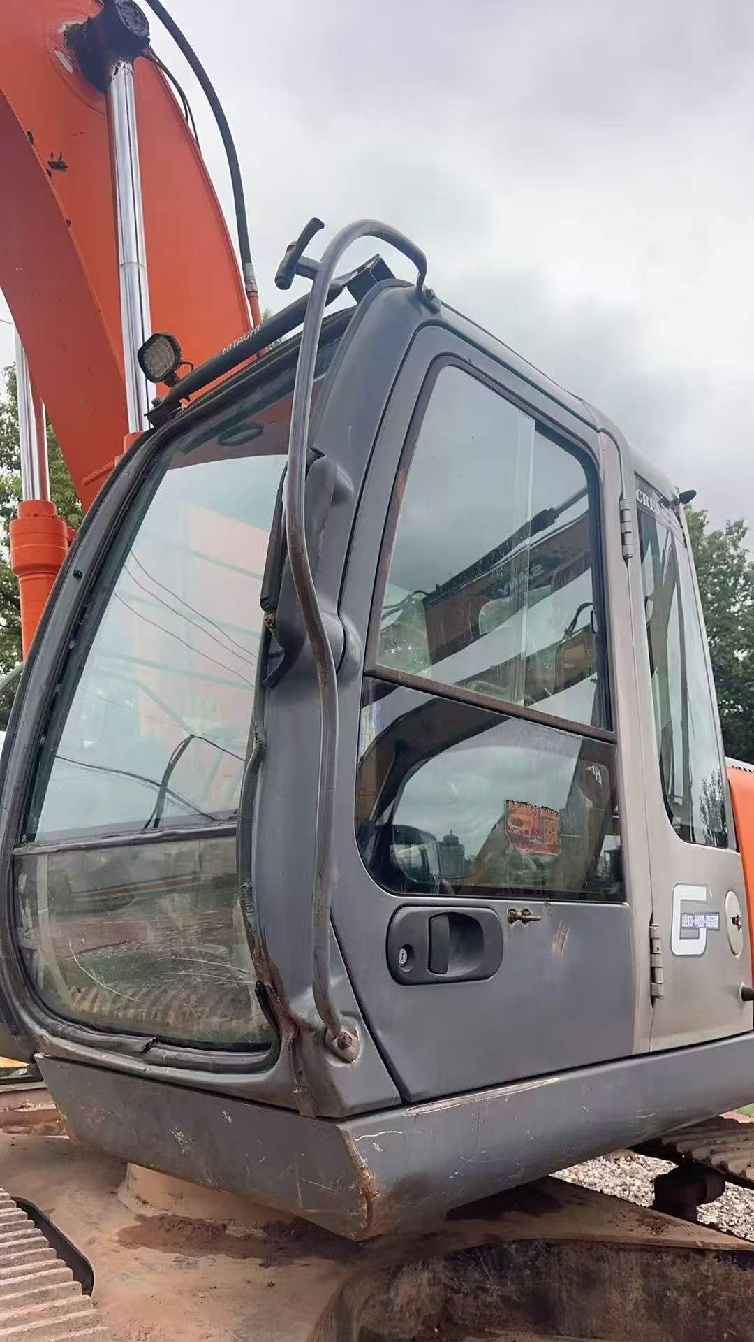 Buy Hitachi EX250-5 Used Excavator / 4
