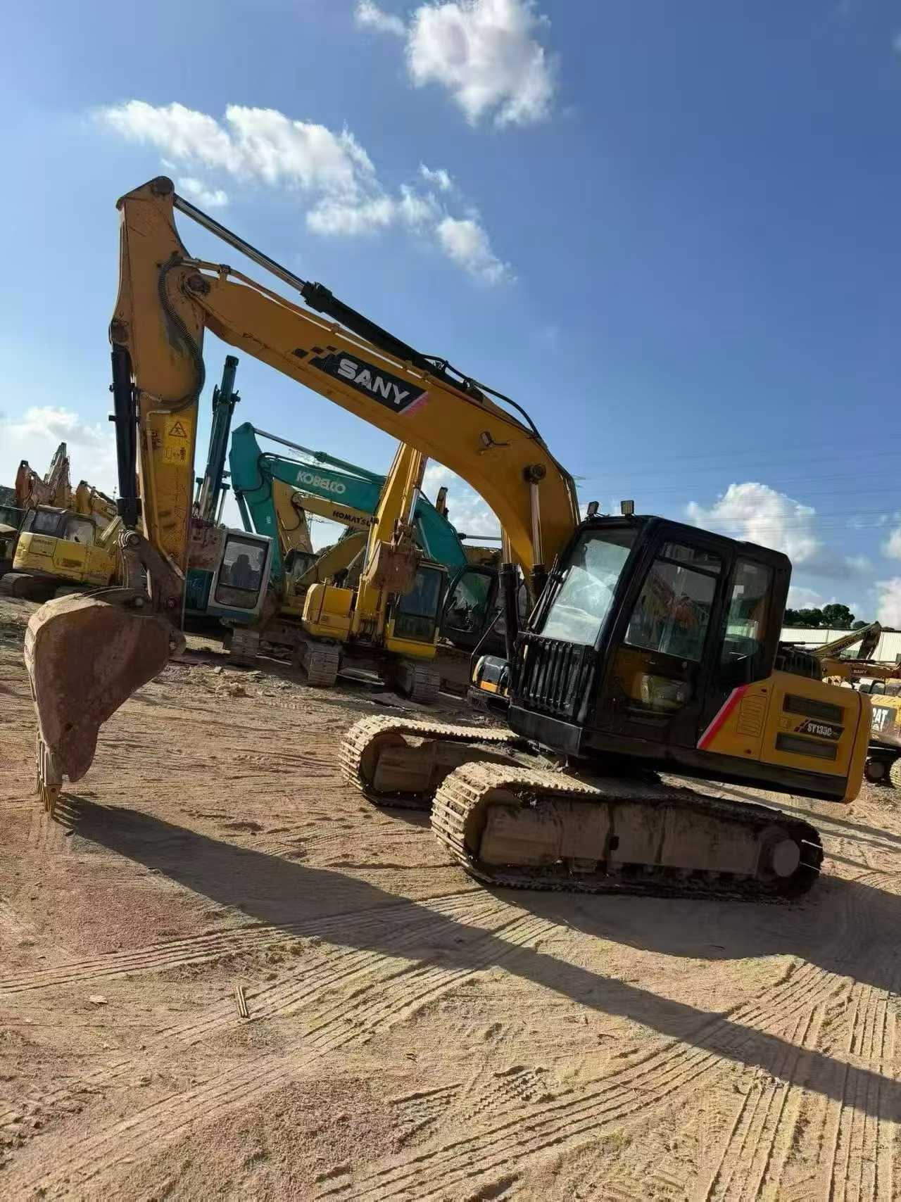 Buy Sany SY135 Used Excavator / 9