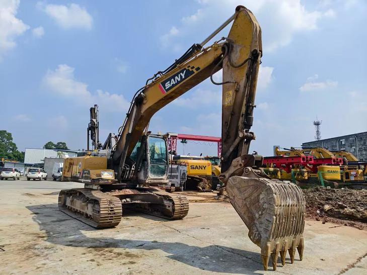 Buy Sany SY225C Used Excavator / 1