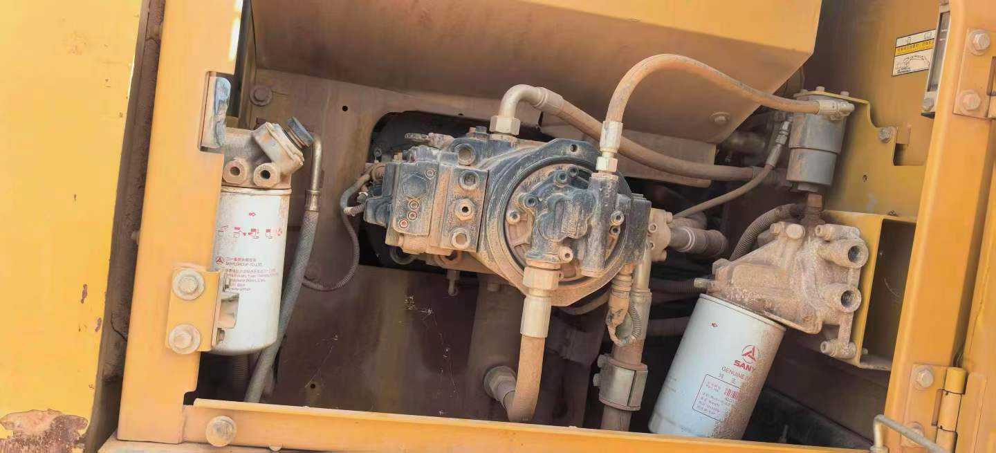Buy Sany SY215C Used Excavator / 7