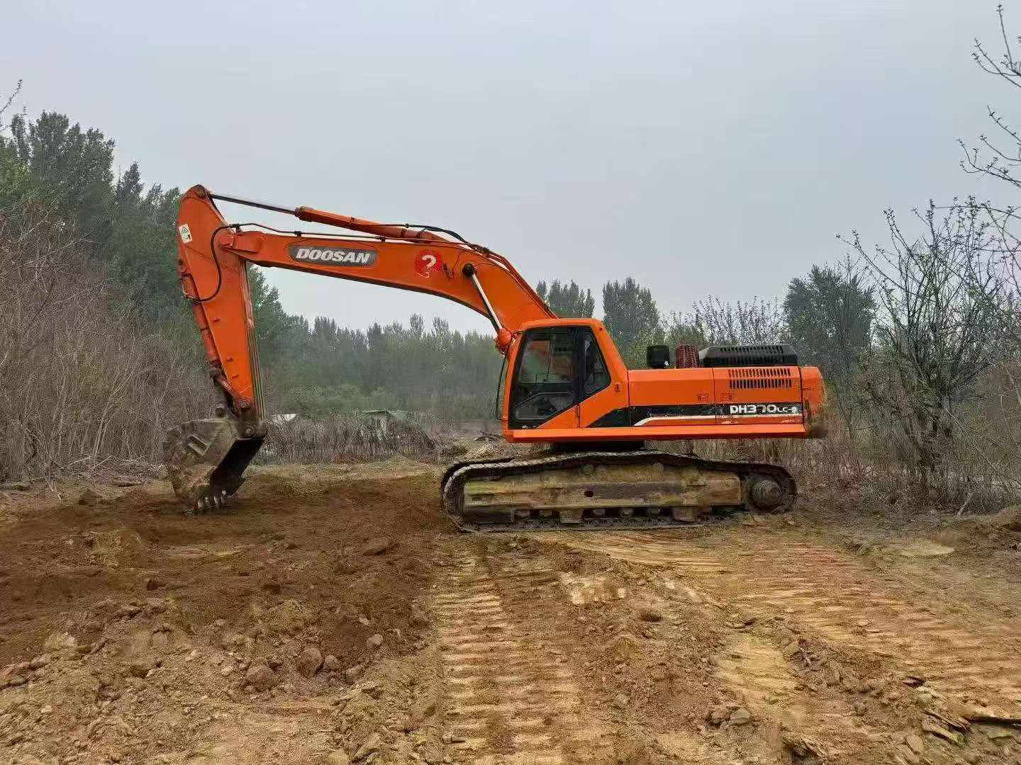 Compre Escavadeira Doosan DH370LC-9 Usada / 4
