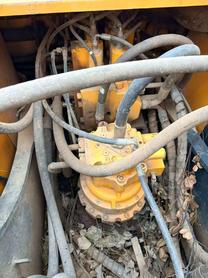 Buy Hyundai R215-7 Used Excavator / 4 Buy Hyundai R215-7 Used Excavator / 4