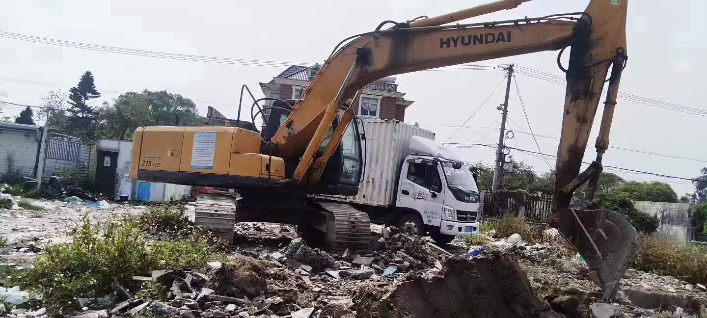 Compre Excavadora Hyundai R215-7 Usada / 5