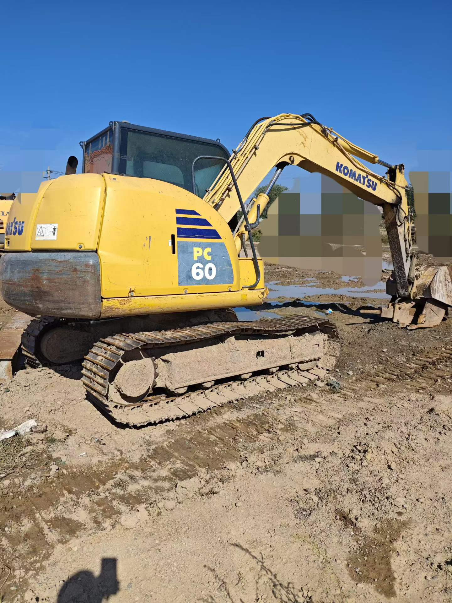 Buy Komatsu PC60-8 Used Excavator / 2