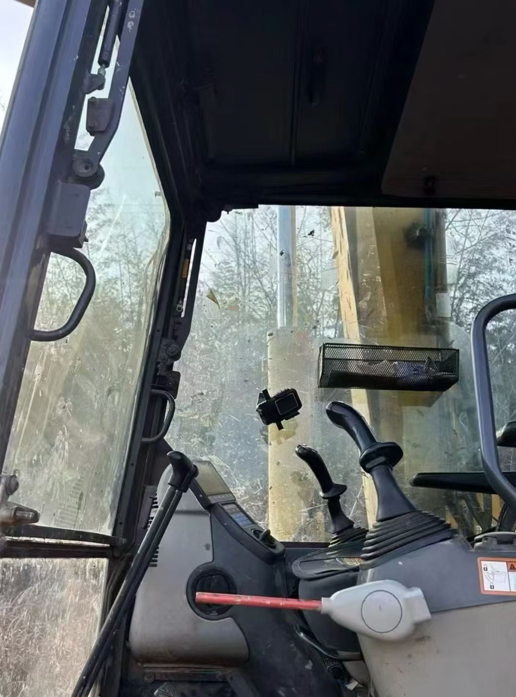 شراء حفارة Komatsu PC70 مستعملة / 2