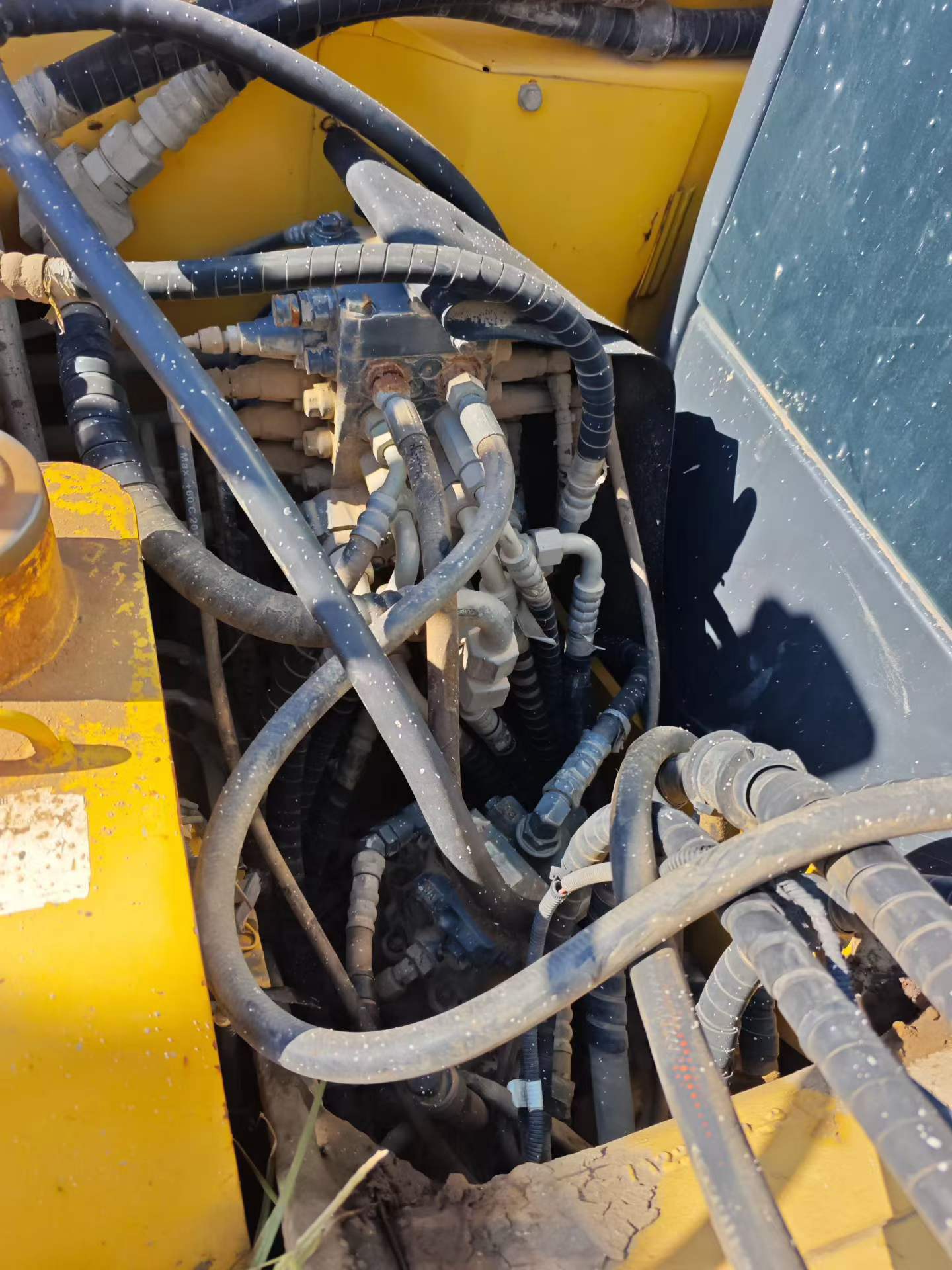Buy Komatsu PC60-8 Used Excavator / 8