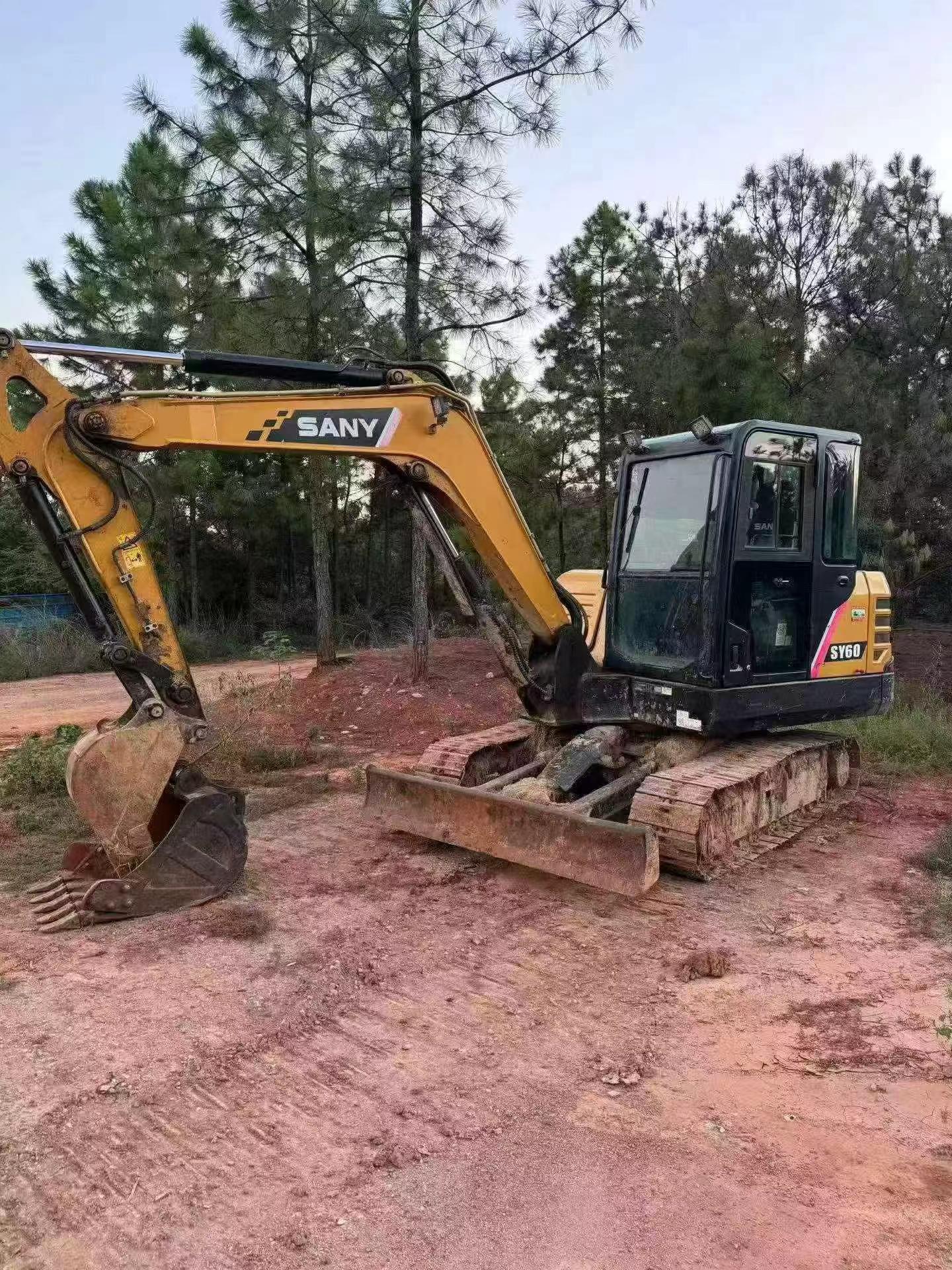 Buy Sany SY55 Used Excavator / 4