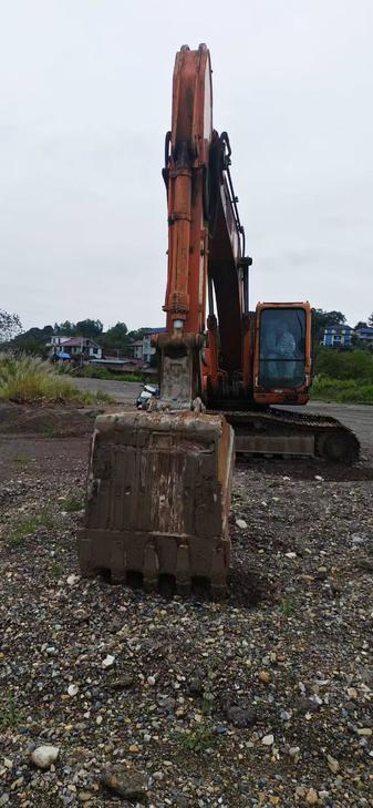Buy Doosan DH225-7 Used Excavator / 1