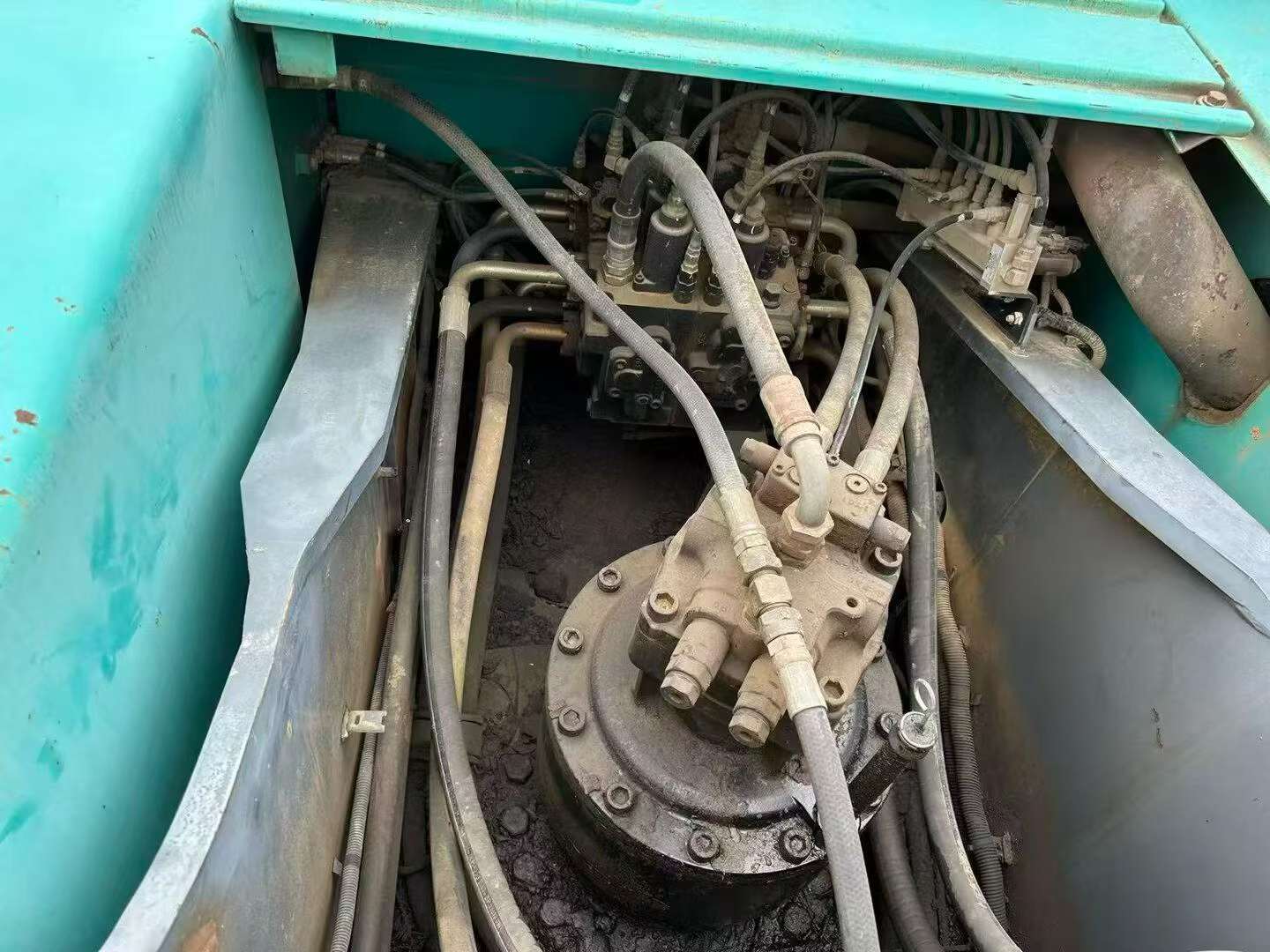 Buy Kobelco SK350-8 Used Excavator / 6
