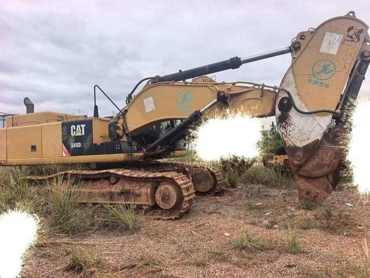 Buy Caterpillar 349E Used Excavator / 1