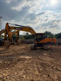 Buy Sany SY215C Used Excavator / 2 Buy Sany SY215C Used Excavator / 2