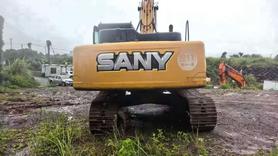 Buy Sany SY205C Used Excavator / 3 Buy Sany SY205C Used Excavator / 3
