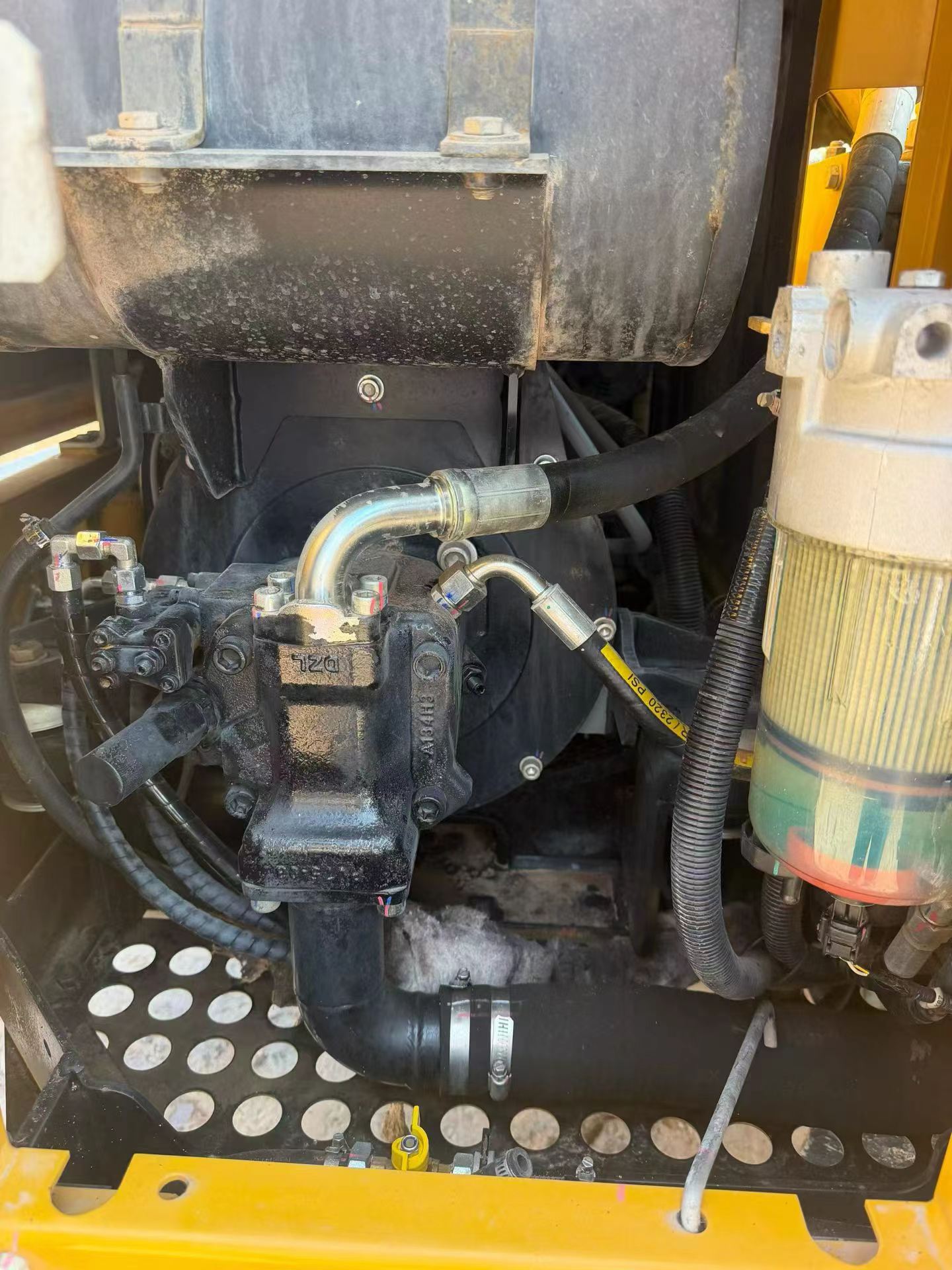 Buy Sany SY70C Used Excavator / 7