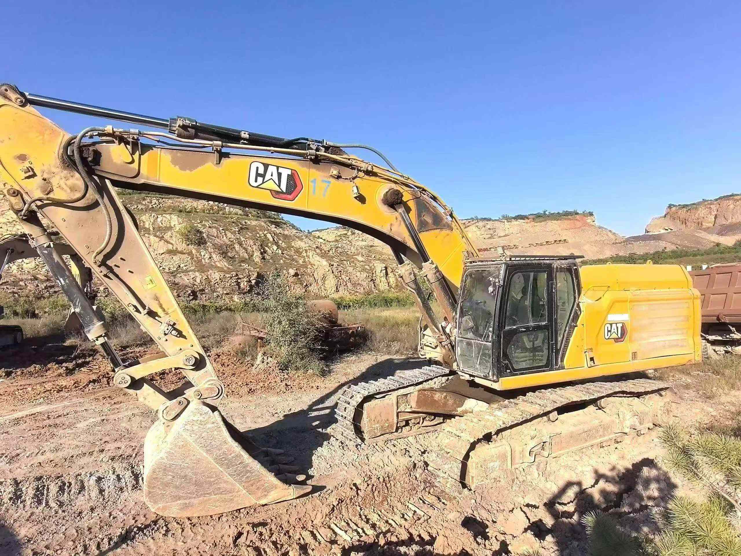 Buy Caterpillar 349E Used Excavator / 2