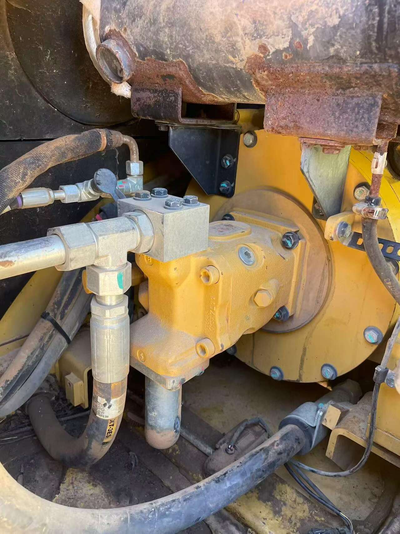 Buy Caterpillar 307B Used Excavator / 5