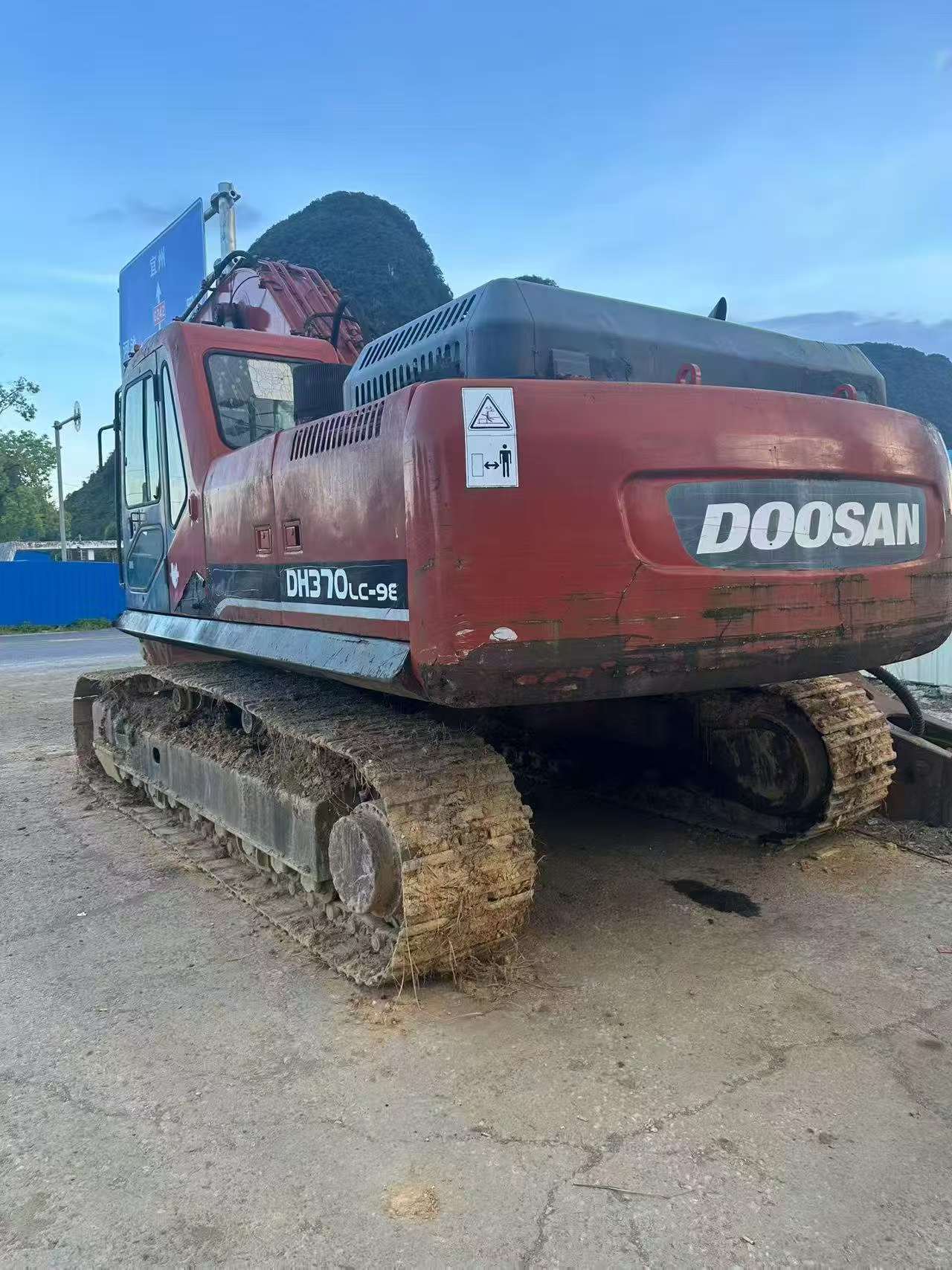 شراء حفارة Doosan S300 مستعملة / 4