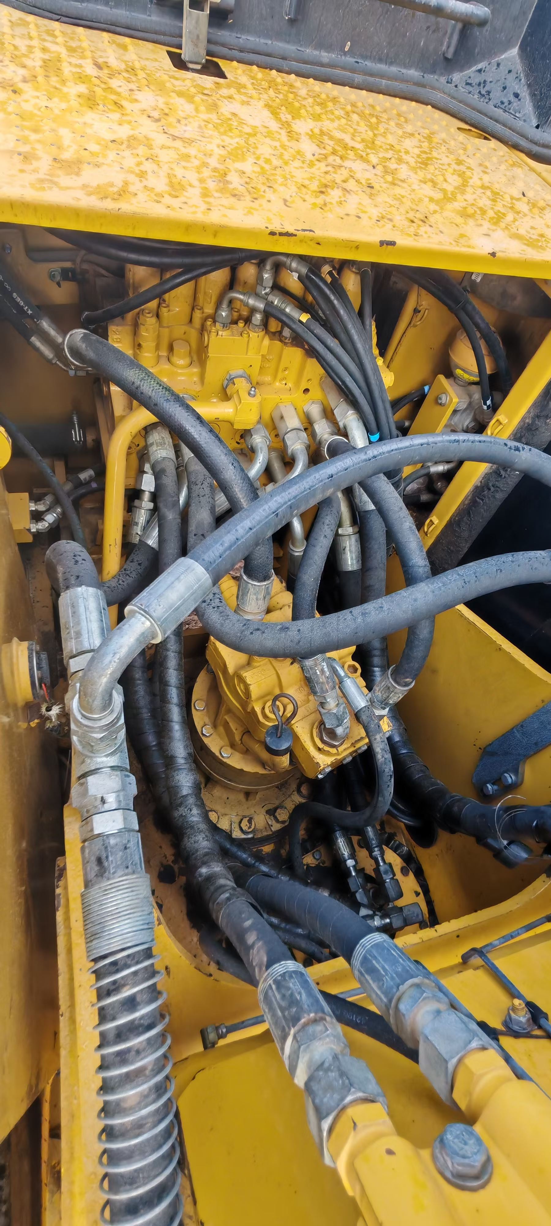 Buy Caterpillar M318 Used Excavator / 4