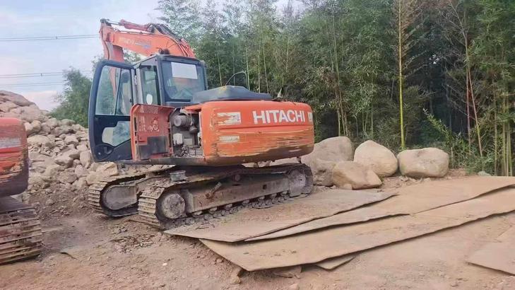 Buy Hitachi EX120-3 Used Excavator / 1