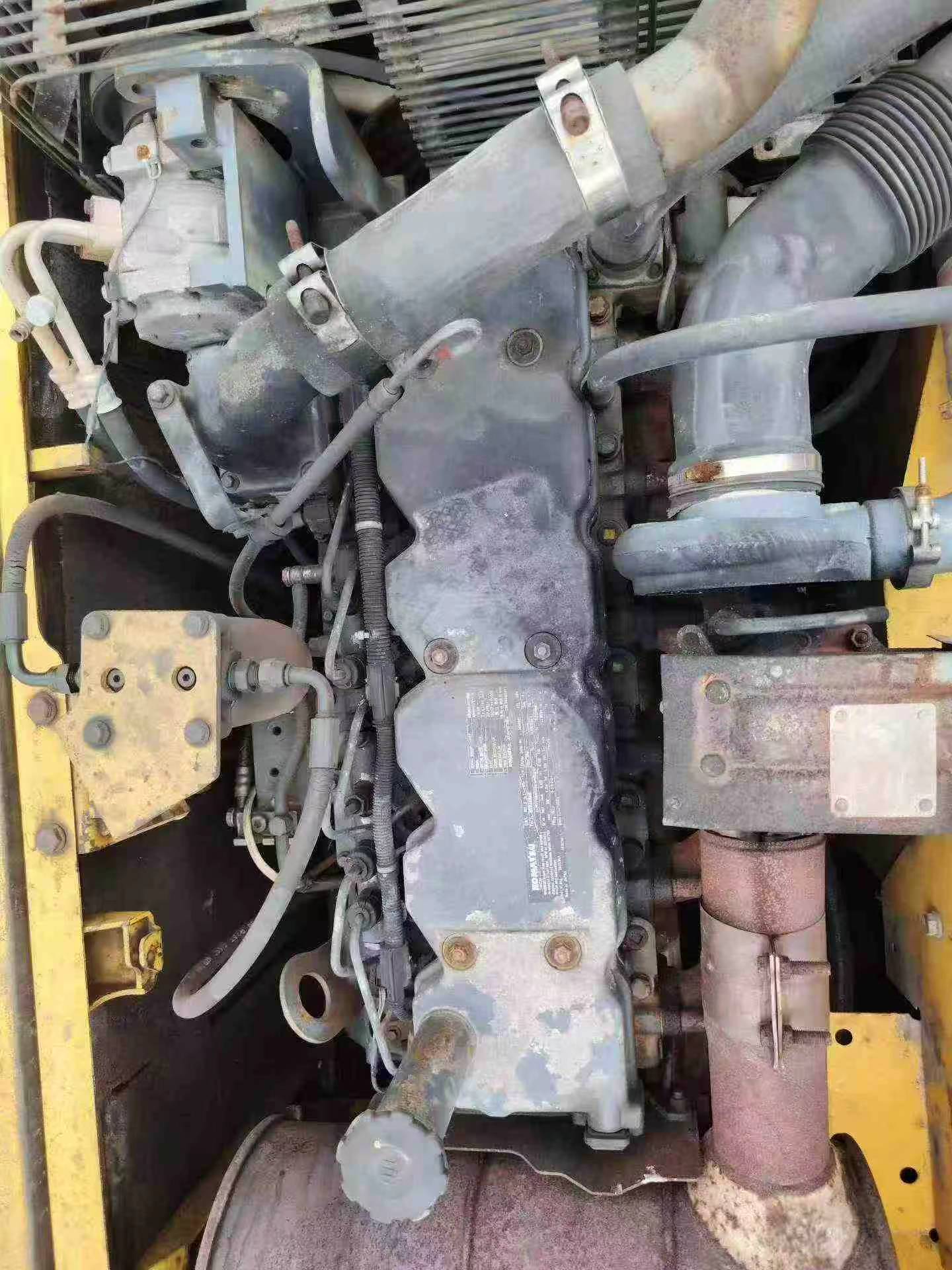 Buy Komatsu PC200-8N1 Used Excavator / 2