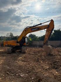 Buy Sany SY215C Used Excavator / 3 Buy Sany SY215C Used Excavator / 3
