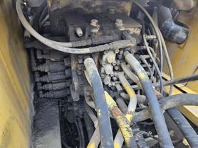 Buy Komatsu PC220-7 Used Excavator / 4 Buy Komatsu PC220-7 Used Excavator / 4