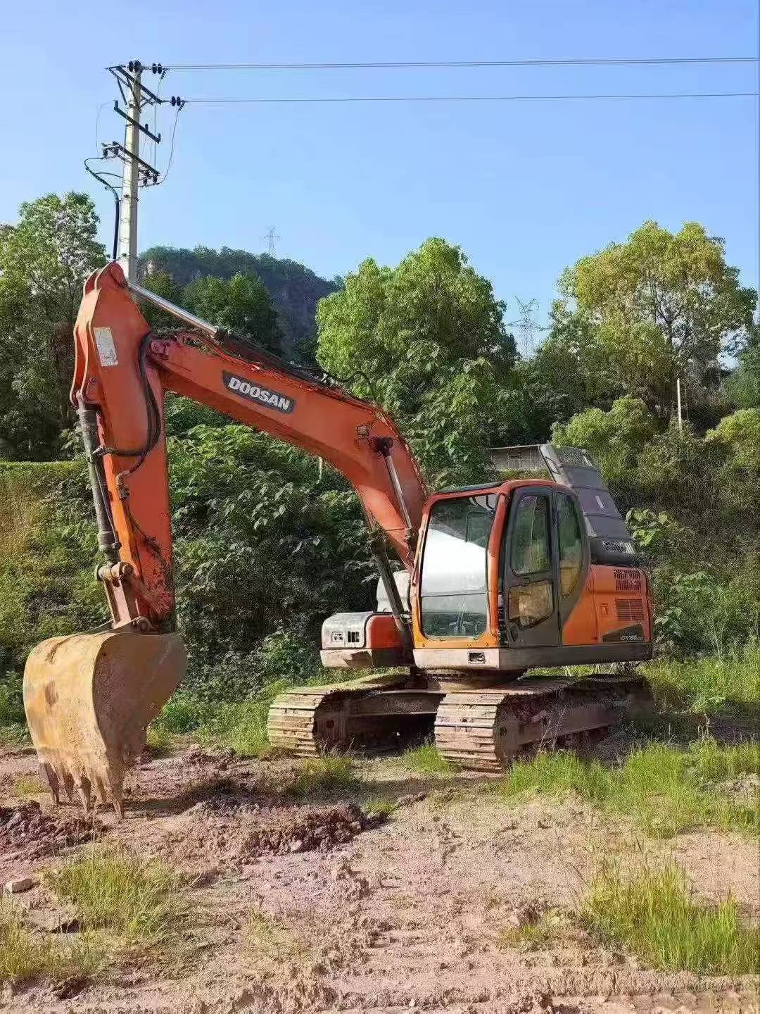 Buy Doosan DH150-7 Used Excavator / 5