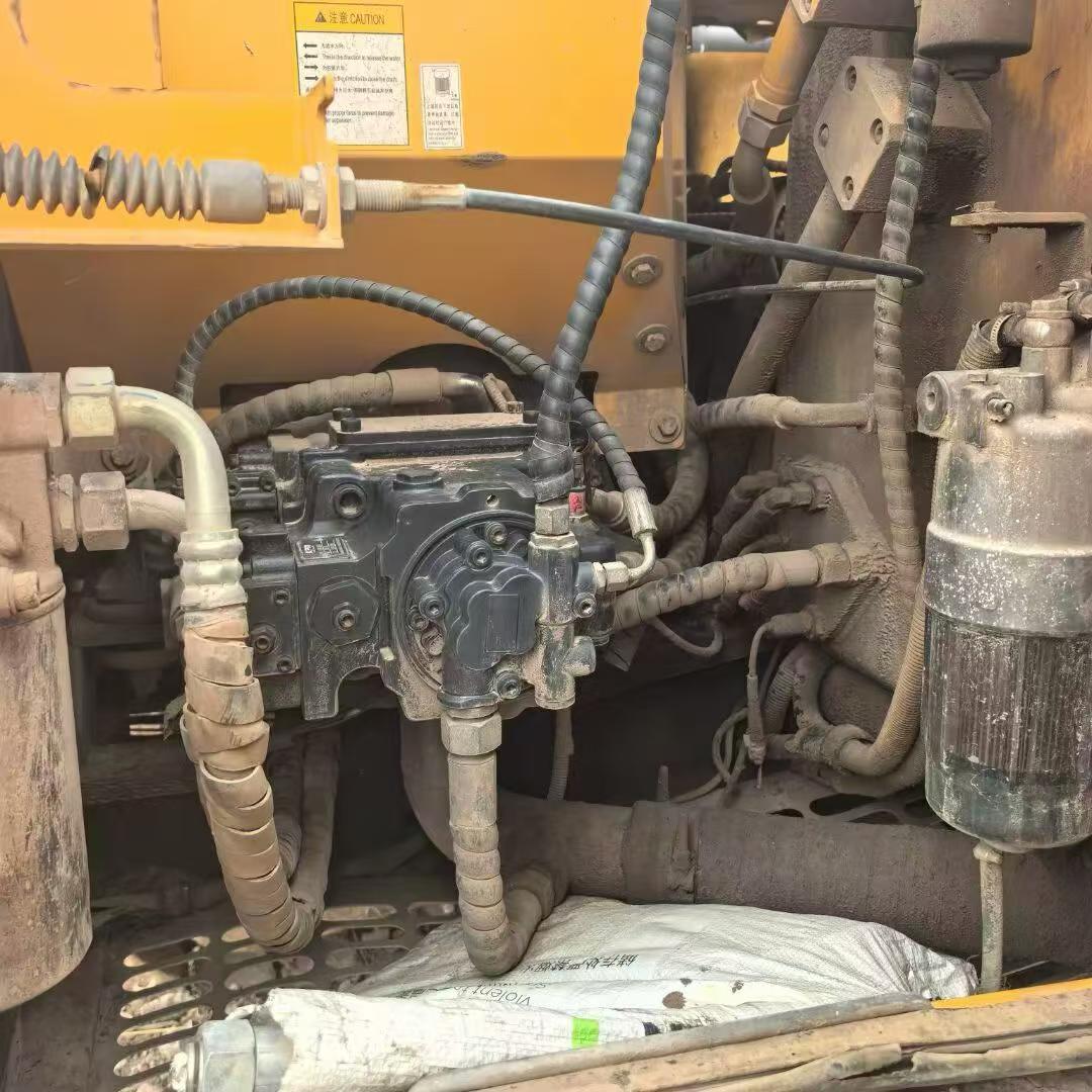 Купить Подержанный Экскаватор Sany SY135 / 3
