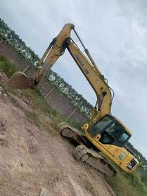 Buy Komatsu PC200-7 Used Excavator / 2 Buy Komatsu PC200-7 Used Excavator / 2