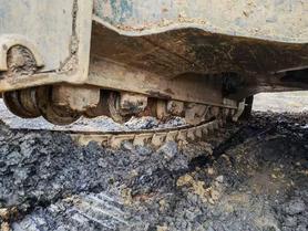 Buy Hyundai R205VS Used Excavator / 8 Buy Hyundai R205VS Used Excavator / 8