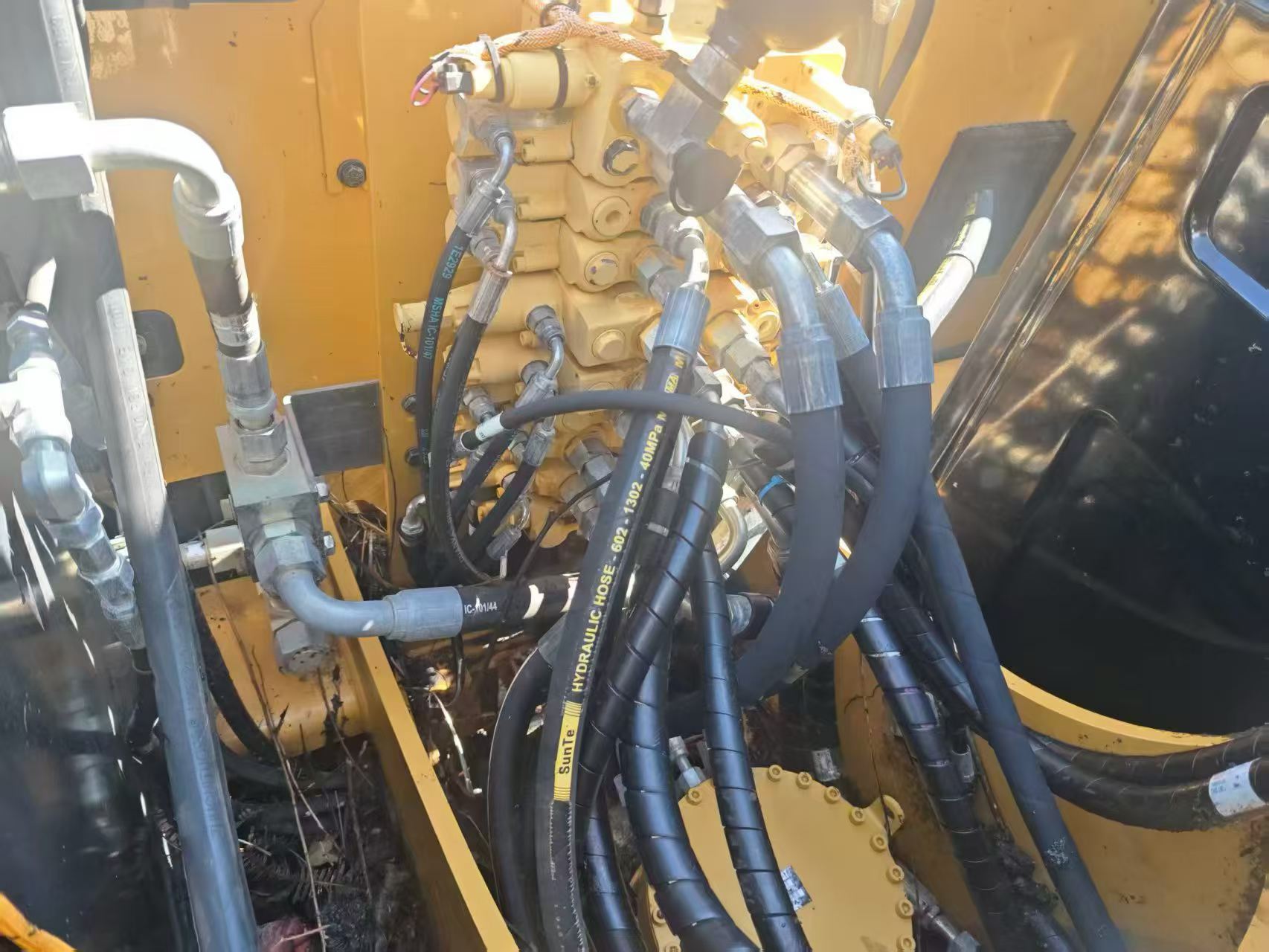 Buy Caterpillar 307B Used Excavator / 9
